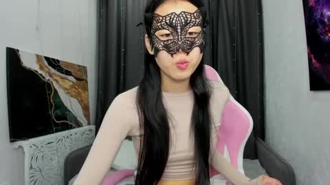 Hi I am Helen online show from 04.03.26