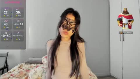 Snapshot of helenblazetrt chatting on 06.06.26 Hi I am Helen online show from 06.06.26