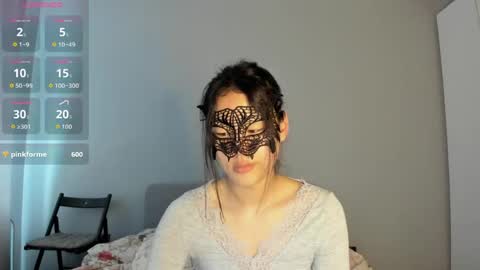 Snapshot of helenblazetrt chatting on 06.07.26 Hi I am Helen online show from 06.07.26