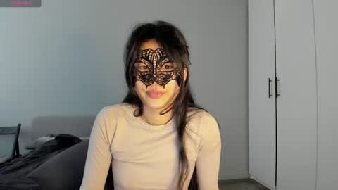 Snapshot of helenblazetrt chatting on 06.15.26 Hi I am Helen online show from 06.15.26