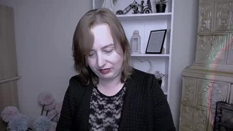 Helen online show from 10.10.25