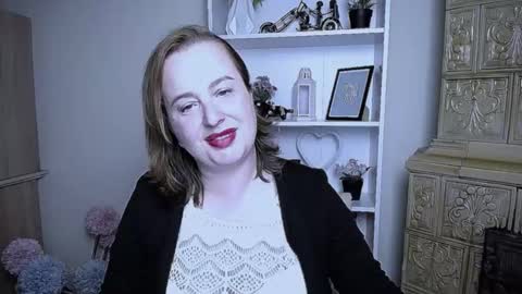 Helen online show from 10.11.25