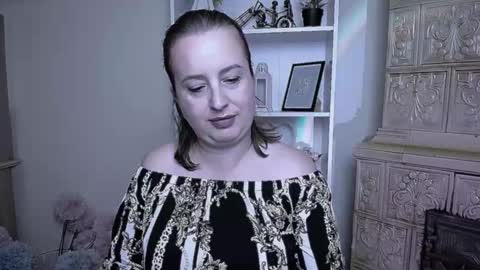 Helen online show from 10.16.25