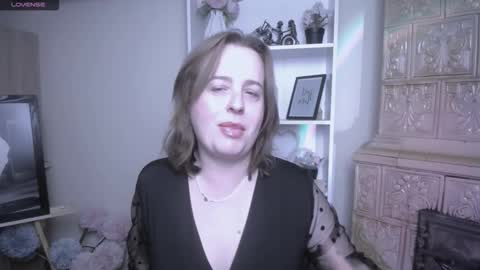Helen online show from 11.07.25