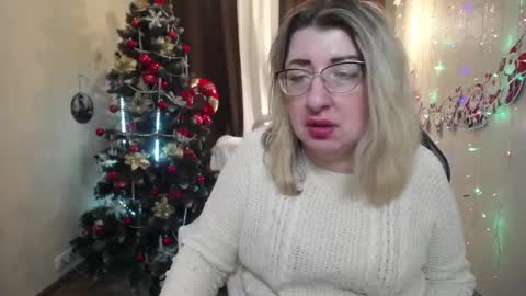 helenenigma online show from 01.06.25