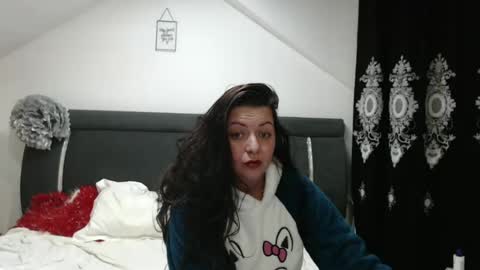 Snapshot of helenhh chatting on 02.11.25 helenhh online show from 02.11.25