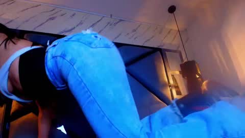    online show from 10.09.25