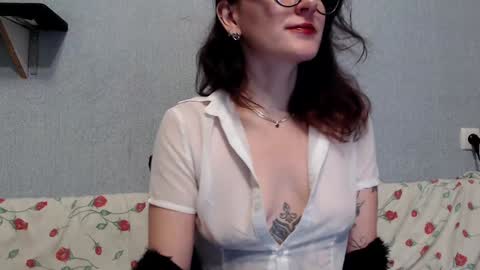 HelenRed online show from 01.08.25