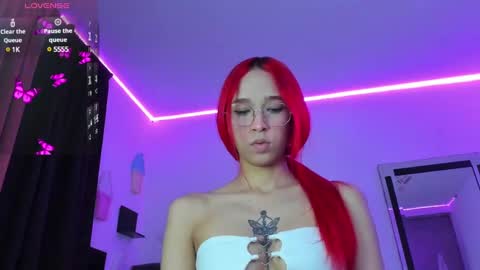 Snapshot of helenrivas1 chatting on 12.22.24 Helen online show from 12.22.24