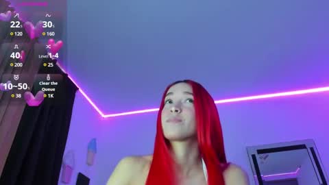 Snapshot of helenrivas1 chatting on 02.09.25 Helen online show from 02.09.25