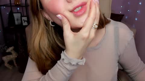 Helen online show from 12.17.24