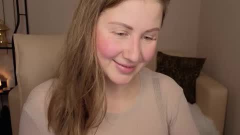 Snapshot of helens_lov chatting on 11.03.25 Helen online show from 11.03.25