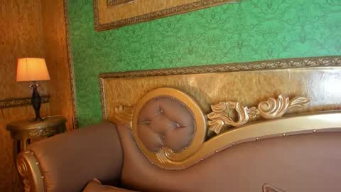 Helen or Hells online show from 03.26.26