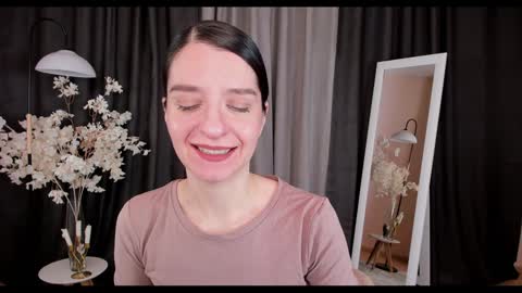 Helen online show from 02.03.25