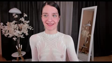 Helen online show from 02.03.25