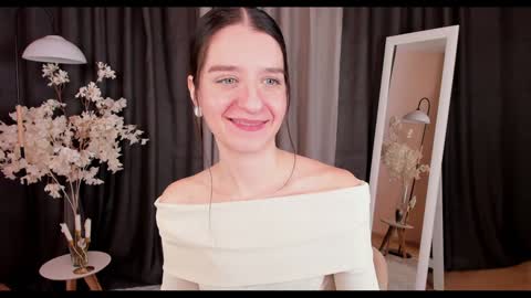 Helen online show from 02.06.25