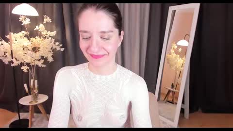 Helen online show from 02.17.25