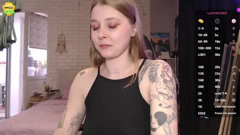 Snapshot of helenundersin chatting on 04.01.26 Helen online show from 04.01.26