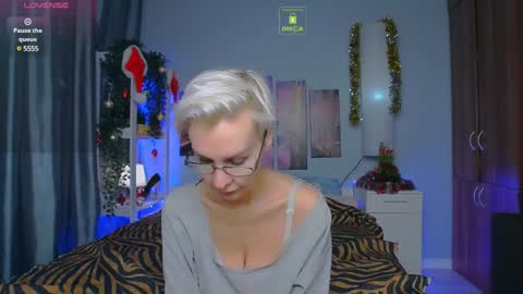 Helga online show from 12.21.24