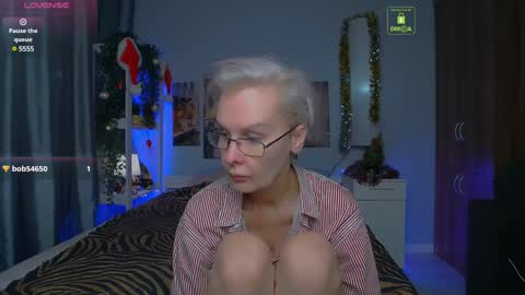Helga online show from 12.27.24