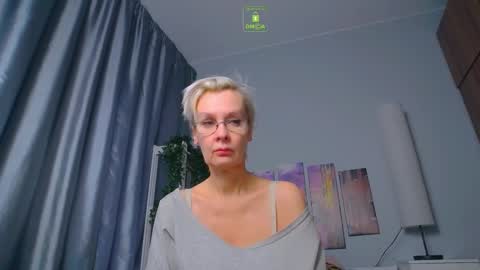 Helga online show from 02.14.25
