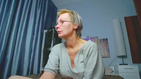 Helga online show from 03.10.25