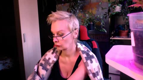 Helga online show from 04.05.26