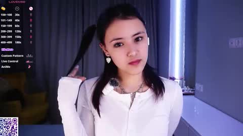 Snapshot of helgamartin chatting on 02.13.26 Aurora online show from 02.13.26