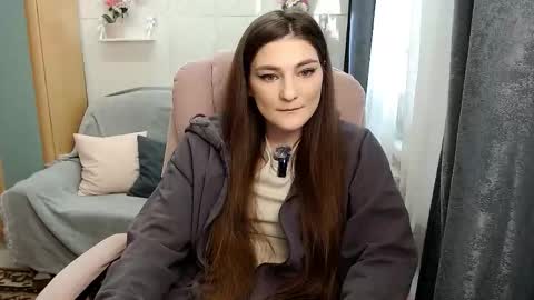 Snapshot of helgamun chatting on 10.01.25 helgamun online show from 10.01.25