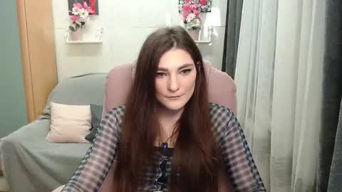 Snapshot of helgamun chatting on 10.21.25 helgamun online show from 10.21.25