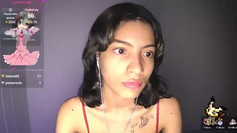 Snapshot of helia_n_amy chatting on 02.12.25 Helia Transfem and Amy online show from 02.12.25