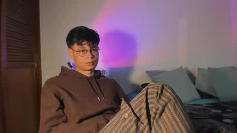 Snapshot of heliero chatting on 05.27.26 Helio online show from 05.27.26