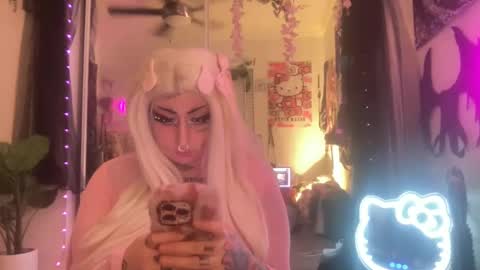 Bunnie Rotz online show from 02.23.25