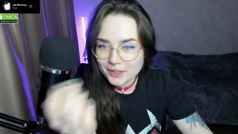 Red online show from 12.23.24