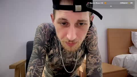 Snapshot of hellacozy chatting on 04.09.26 hellacozy online show from 04.09.26