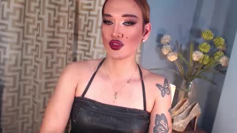 hellatarahathor online show from 03.17.26