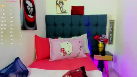 hellen_starx online show from 11.22.25