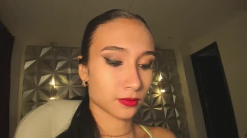 Hellen online show from 11.24.25