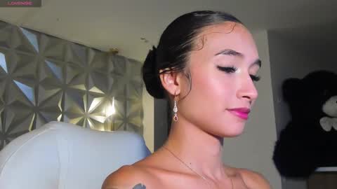 Hellen online show from 03.12.26