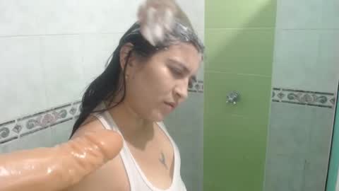Snapshot of hellennmoon chatting on 02.21.25 Hellen online show from 02.21.25