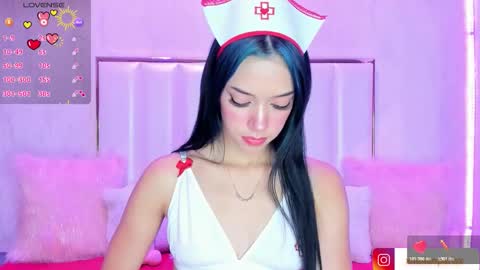 Hellen Paris online show from 11.08.25