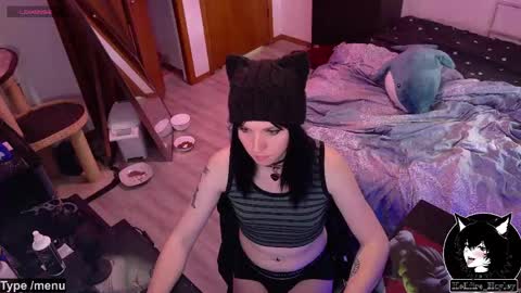 Snapshot of hellfire_girl chatting on 04.29.26 Hayley online show from 04.29.26