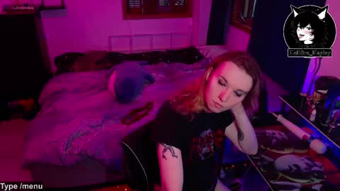 Snapshot of hellfire_girl chatting on 05.27.26 Hayley online show from 05.27.26
