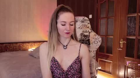 Snapshot of hello_lisha chatting on 06.02.26 Alisia Monday to Friday from 10 am to 4 pm GMT 2 online show from 06.02.26