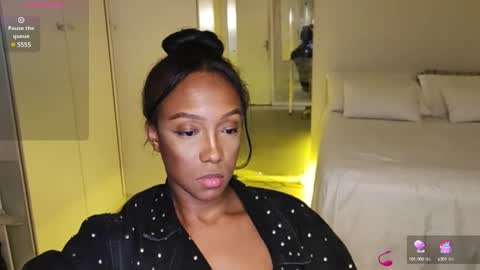 Snapshot of hellsd97 chatting on 12.20.24 hellsd97 online show from 12.20.24