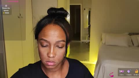 Snapshot of hellsd97 chatting on 01.16.25 hellsd97 online show from 01.16.25