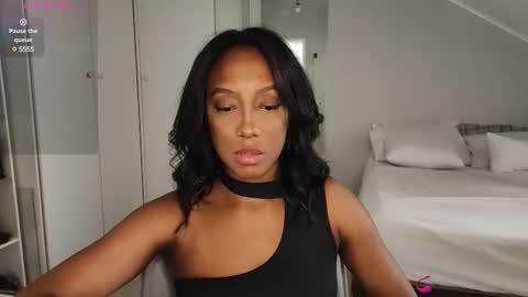 Snapshot of hellsd97 chatting on 01.26.25 hellsd97 online show from 01.26.25