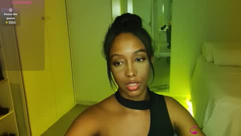 Snapshot of hellsd97 chatting on 02.22.25 hellsd97 online show from 02.22.25