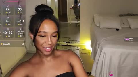 Snapshot of hellsd97 chatting on 02.27.25 hellsd97 online show from 02.27.25