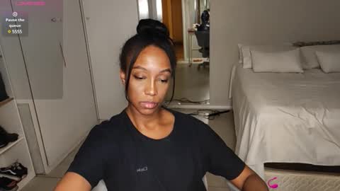 Snapshot of hellsd97 chatting on 03.02.25 hellsd97 online show from 03.02.25